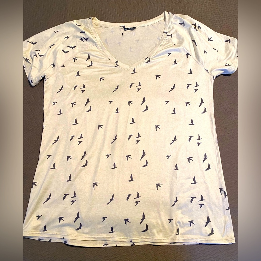 NWOT Oiselle raglan bird tee shirt REI outdoors hiking rock climbing wicking Lg
